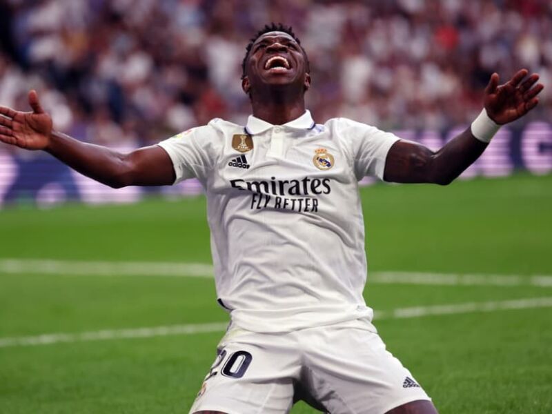Le maillot hommage 2023-24 est parfait